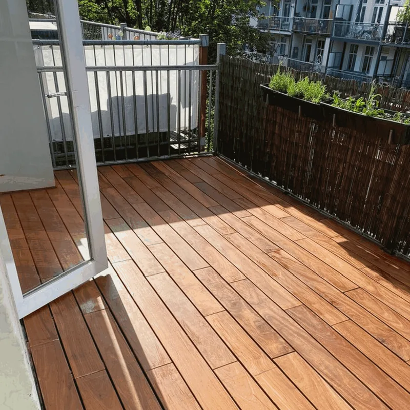 Hardwood decking on a balcony in Amsterdam