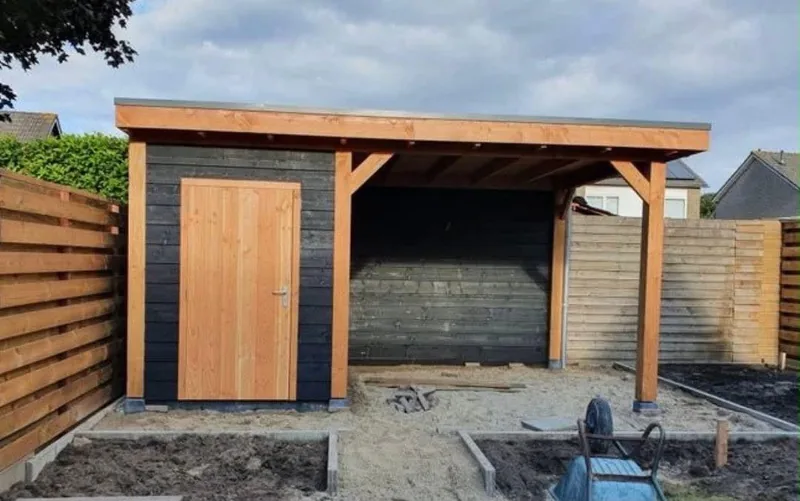 Garden shed with canopy in douglas fir