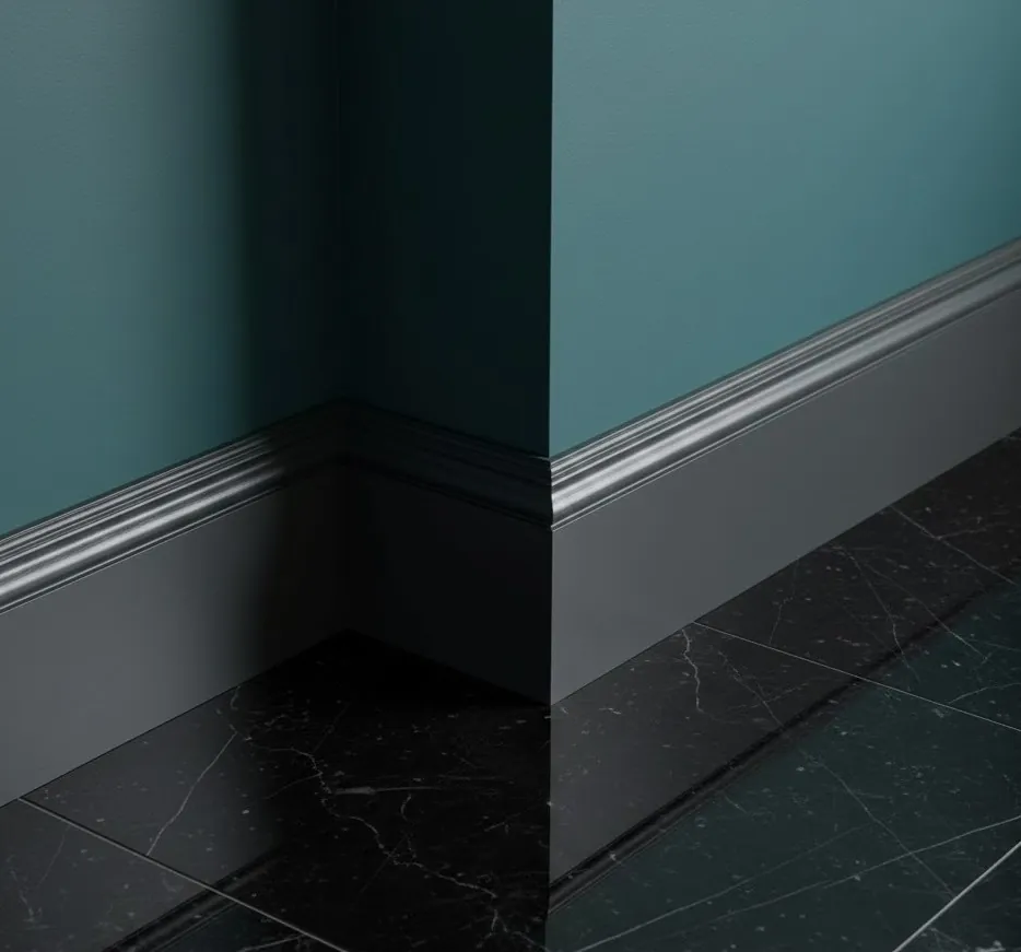 Hoge plinten Amsterdam Centrum